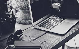 意甲媒体透露：米兰正在重点关注弗莱堡门将诺亚·阿图博卢，他是德国国家队的备选门将