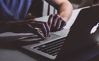 中国足球天亮了！21 岁徐彬基本敲定英超狼队，接触半年终圆梦